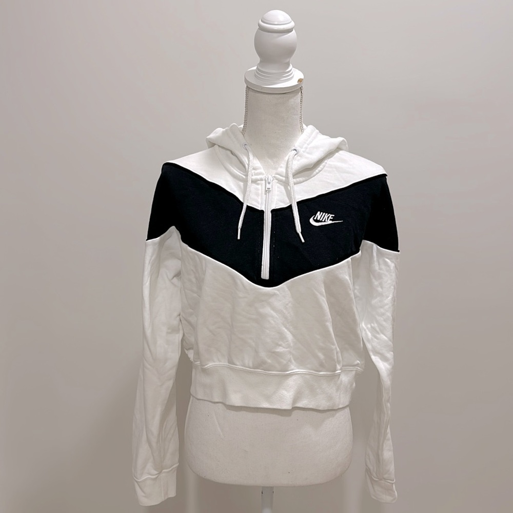 Nike Black & White Cropped Hoodie